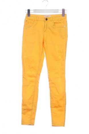 Γυναικείο Τζίν Terranova, Μέγεθος XS, Χρώμα Κίτρινο, Τιμή 8,00 €