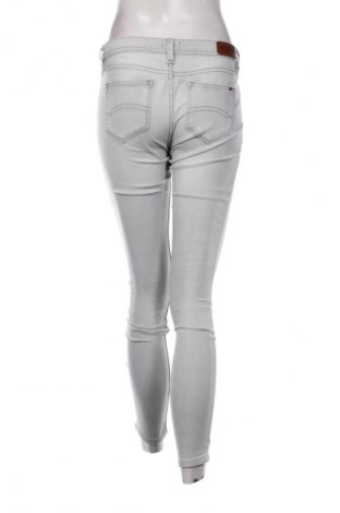 Γυναικείο Τζίν Tommy Hilfiger, Μέγεθος S, Χρώμα Γκρί, Τιμή 43,99 €
