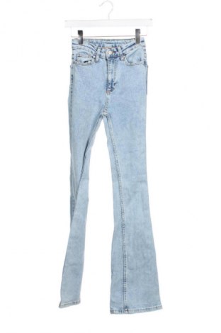 Дамски дънки Trendyol, Размер XXS, Цвят Син, Цена 13,80 €