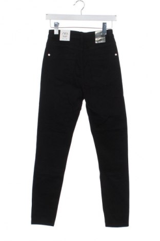 Blugi de femei Zara, Mărime S, Culoare Negru, Preț 111,99 Lei
