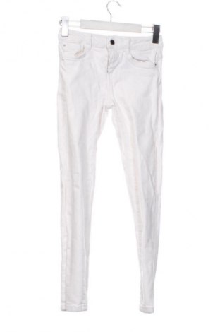 Γυναικείο Τζίν Zara, Μέγεθος S, Χρώμα Λευκό, Τιμή 16,08 €