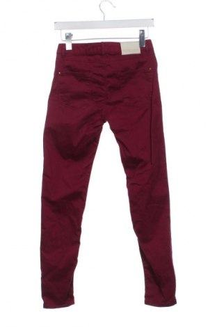Blugi de femei Zara, Mărime S, Culoare Roșu, Preț 34,99 Lei