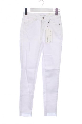 Дамски дънки Zara, Размер XS, Цвят Бял, Цена 32,21 €
