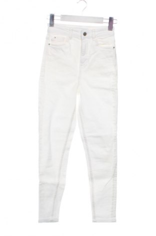 Dámské džíny  Zara, Velikost XXS, Barva Bílá, Cena  309,00 Kč