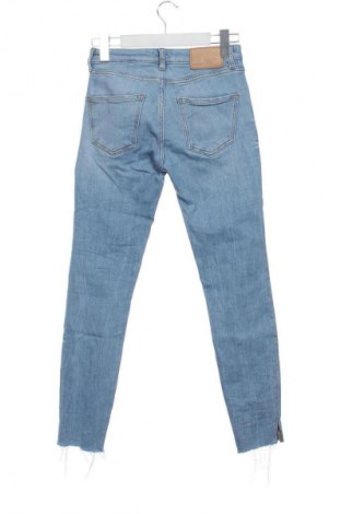 Дамски дънки Zara, Размер S, Цвят Син, Цена 7,66 €