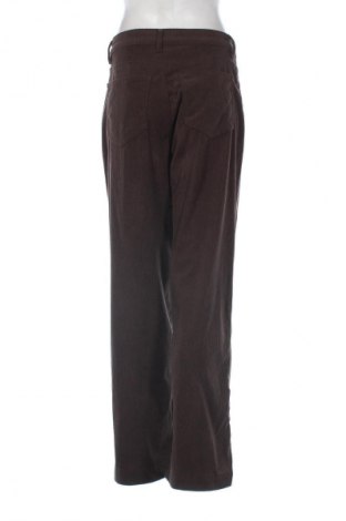Pantaloni de velvet de femei SHEIN, Mărime M, Culoare Maro, Preț 104,26 Lei