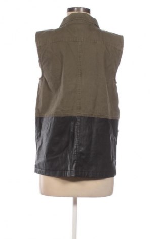 Дамски елек Pull&Bear, Размер M, Цвят Многоцветен, Цена 11,24 €