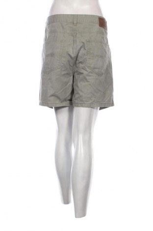 Pantaloni scurți de femei Charles Vogele, Mărime 3XL, Culoare Bej, Preț 7,99 Lei