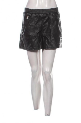 Pantaloni scurți de femei Clockhouse, Mărime S, Culoare Negru, Preț 23,99 Lei