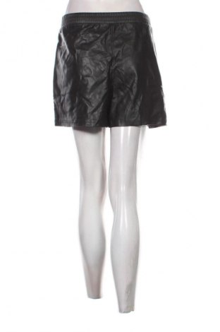 Pantaloni scurți de femei Clockhouse, Mărime S, Culoare Negru, Preț 23,99 Lei