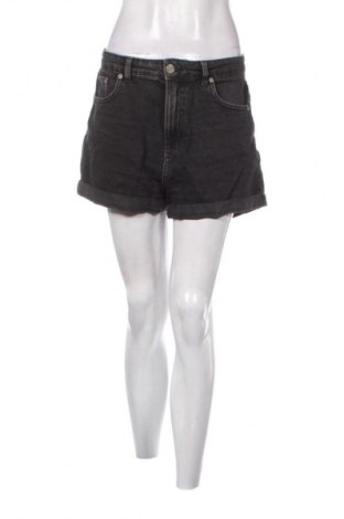 Дамски къс панталон Fb Sister, Размер L, Цвят Черен, Цена 8,69 €