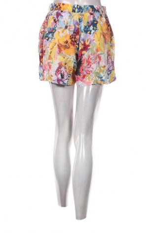 Γυναικείο κοντό παντελόνι H&M, Μέγεθος M, Χρώμα Πολύχρωμο, Τιμή 6,99 €