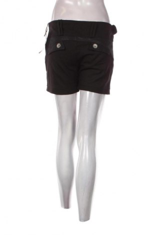 Damen Shorts Lucy, Größe M, Farbe Schwarz, Preis € 8,99