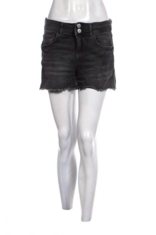 Дамски къс панталон Ms Mode, Размер M, Цвят Черен, Цена 3,06 €