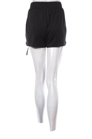 Дамски къс панталон PUMA, Размер L, Цвят Черен, Цена 12,27 €