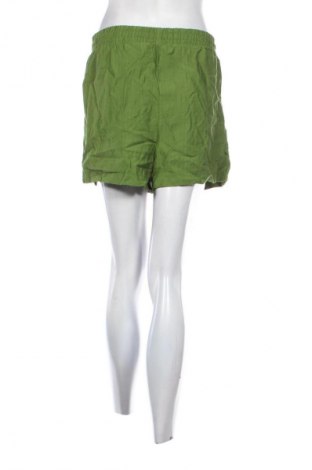 Γυναικείο κοντό παντελόνι Primark, Μέγεθος M, Χρώμα Πράσινο, Τιμή 5,99 €