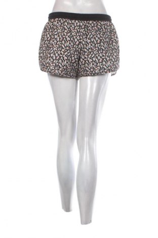 Γυναικείο κοντό παντελόνι Protest, Μέγεθος L, Χρώμα Πολύχρωμο, Τιμή 4,99 €