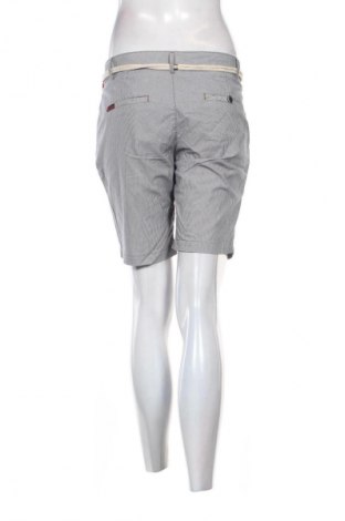 Damen Shorts Pull&Bear, Größe XL, Farbe Mehrfarbig, Preis € 8,99