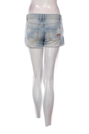 Dámské kraťasy  Pull&Bear, Velikost S, Barva Modrá, Cena  109,00 Kč