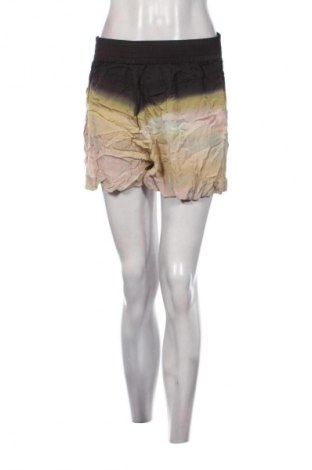 Pantaloni scurți de femei Rabens Saloner, Mărime M, Culoare Multicolor, Preț 49,99 Lei