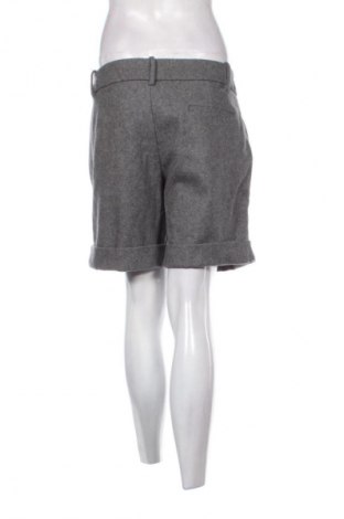 Дамски къс панталон Sisley, Размер XL, Цвят Сив, Цена 6,13 €