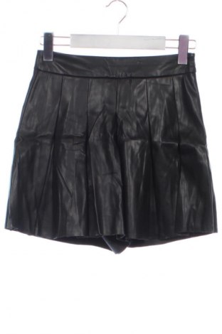 Női rövidnadrág Stradivarius, Méret XS, Szín Fekete, Ár 4 229 Ft