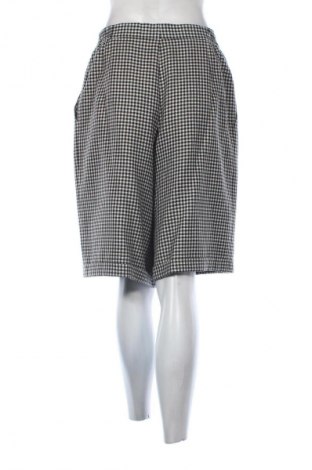Дамски къс панталон Unbranded, Размер M, Цвят Многоцветен, Цена 15,00 €