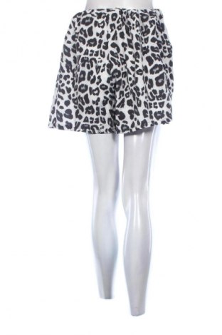 Дамски къс панталон Unbranded, Размер L, Цвят Многоцветен, Цена 9,78 €