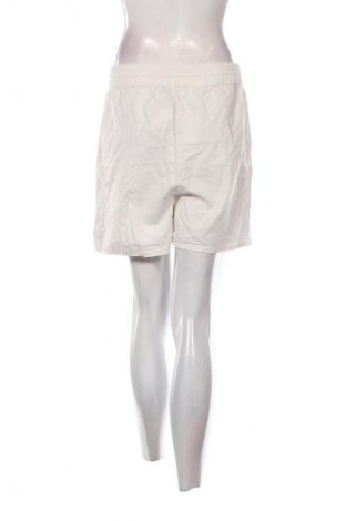 Γυναικείο κοντό παντελόνι Vero Moda, Μέγεθος L, Χρώμα Πολύχρωμο, Τιμή 5,99 €