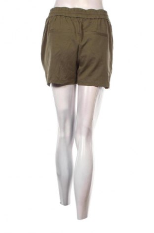 Γυναικείο κοντό παντελόνι Vero Moda, Μέγεθος L, Χρώμα Πράσινο, Τιμή 5,99 €
