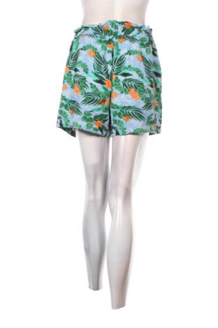 Γυναικείο κοντό παντελόνι WE, Μέγεθος L, Χρώμα Πολύχρωμο, Τιμή 3,99 €