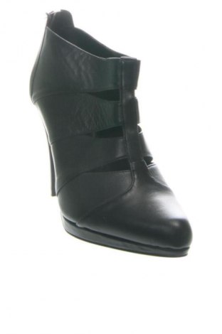 Dámske topánky  Alesya, Veľkosť 40, Farba Čierna, Cena  70,95 €
