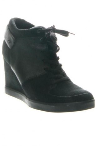 Дамски обувки Lacoste, Размер 40, Цвят Черен, Цена 86,91 €