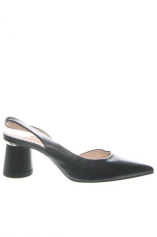 Dámske topánky  Zara, Veľkosť 39, Farba Čierna, Cena  23,39 €