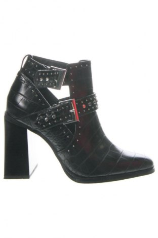 Γυναικεία παπούτσια Zara, Μέγεθος 37, Χρώμα Πολύχρωμο, Τιμή 33,60 €