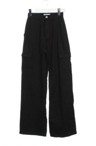 Pantaloni de femei Bershka, Mărime XXS, Culoare Negru, Preț 33,99 Lei