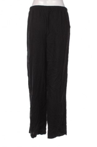 Damenhose Bershka, Größe XL, Farbe Schwarz, Preis 18,99 €