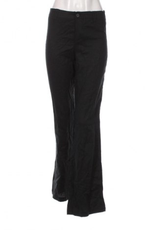 Γυναικείο παντελόνι Bershka, Μέγεθος S, Χρώμα Μαύρο, Τιμή 19,99 €