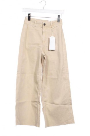 Дамски панталон Bershka, Размер XS, Цвят Бежов, Цена 9,20 €