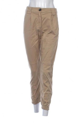Γυναικείο παντελόνι Bershka, Μέγεθος S, Χρώμα  Μπέζ, Τιμή 5,99 €
