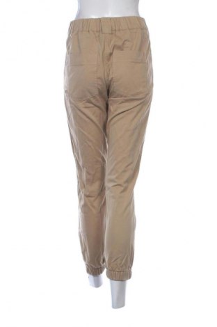 Γυναικείο παντελόνι Bershka, Μέγεθος S, Χρώμα  Μπέζ, Τιμή 5,99 €