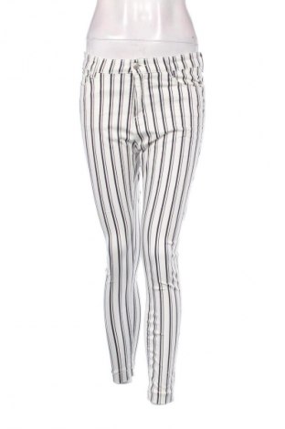 Pantaloni de femei Bershka, Mărime M, Culoare Multicolor, Preț 17,99 Lei