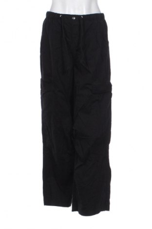 Dámské kalhoty  Bershka, Velikost M, Barva Černá, Cena  359,00 Kč