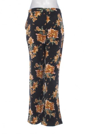 Női nadrág Boohoo, Méret M, Szín Sokszínű, Ár 1 699 Ft