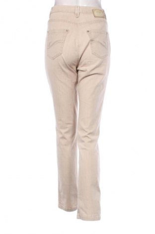 Дамски панталон Brax, Размер M, Цвят Бежов, Цена 31,65 €