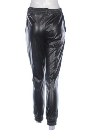 Дамски панталон FullaModa, Размер S, Цвят Черен, Цена 15,00 €