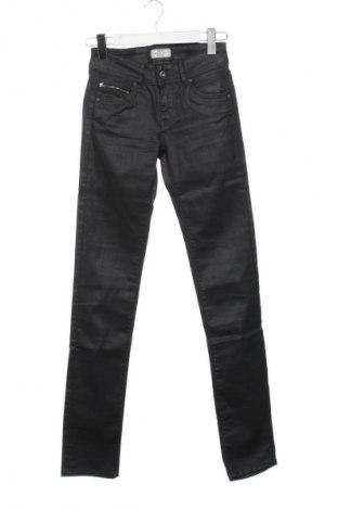 Дамски панталон Pepe Jeans, Размер XS, Цвят Черен, Цена 16,87 €