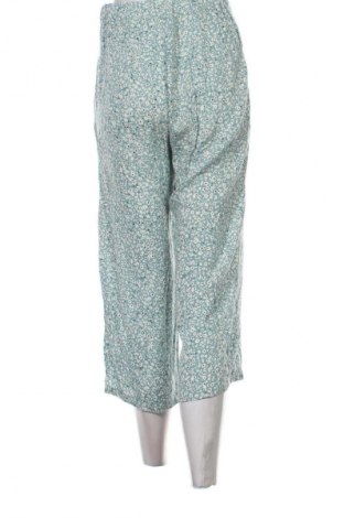 Dámské kalhoty  Pull&Bear, Velikost S, Barva Vícebarevné, Cena  169,00 Kč