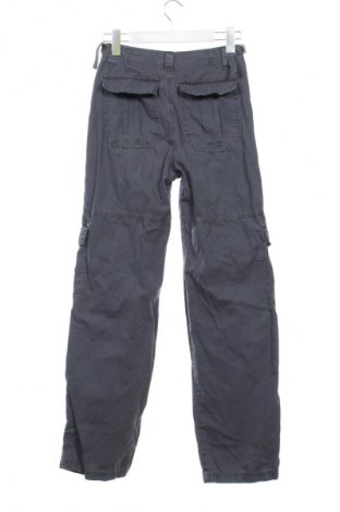 Dámské kalhoty  Pull&Bear, Velikost XS, Barva Šedá, Cena  149,00 Kč