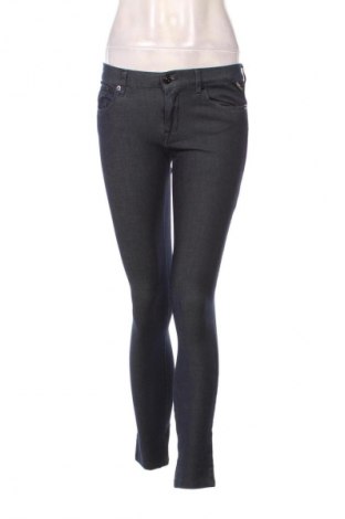 Pantaloni de femei Replay, Mărime M, Culoare Albastru, Preț 68,99 Lei